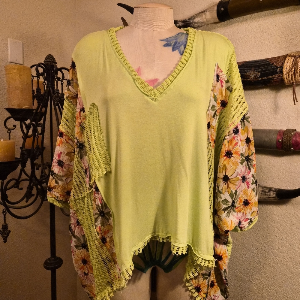 POL Lime Green Floral Crochet-Trim Top